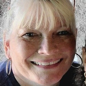 Meet your Posher, Joyce